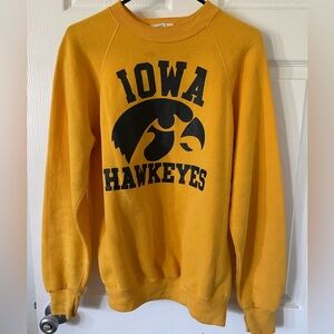 Vintage Iowa Hawkeyes Sweatshirt